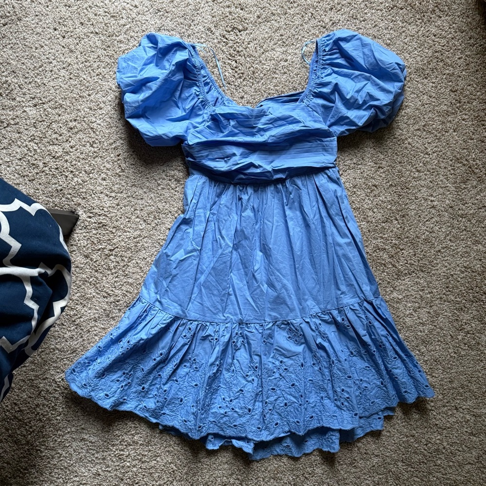 💙 En Saison Juliet Puff Sleeve Dress 💙